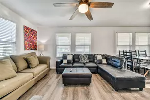 4202 Mason Dr, Galveston, TX 77554 - Photo 6