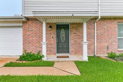 207 Woodvale Drive, League City, TX 77573 - Photo 4