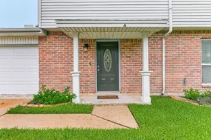 207 Woodvale Dr, League City, TX 77573 - Photo 4