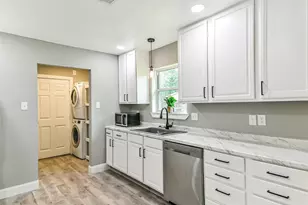 207 Woodvale Dr, League City, TX 77573 - Photo 14