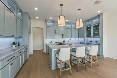 4011 Miramar Court, Galveston, TX 77554 - Photo 8
