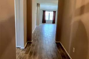 2734 Trinity Glen Ln, Houston, TX 77047 - Photo 2