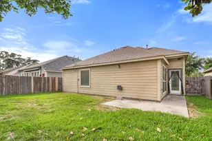 11115 Pigeon Bluff Dr, Houston, TX 77065 - Photo 22