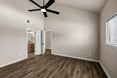 154 April Point Drive S, Conroe, TX 77356 - Photo 6