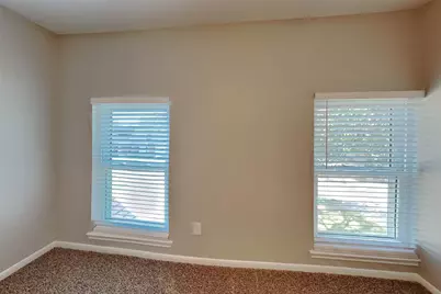 1021 Glenview Drive, Pearland, TX 77581 - Photo 12