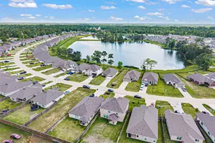 383 Shoreview Dr, Conroe, TX 77303 - Photo 38