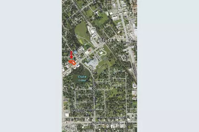 224 E Main Street, Clute, TX 77531 - Photo 10