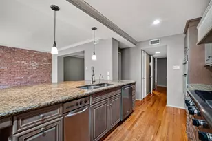 473 N Post Oak Ln, Houston, TX 77024 - Photo 20