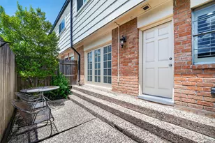 473 N Post Oak Ln, Houston, TX 77024 - Photo 44