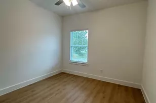 954A Junell St, Houston, TX 77088 - Photo 14