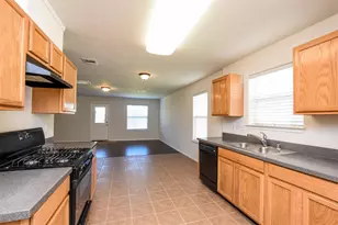19014 Prairie Bluff Dr, Cypress, TX 77433 - Photo 12