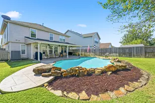 16335 Cole Bridge Ln, Cypress, TX 77429 - Photo 2