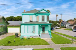 2301 31st St, Galveston, TX 77550 - Photo 32