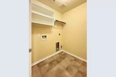 341 Lake Line Drive, Alvin, TX 77511 - Photo 14