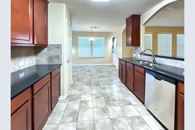 341 Lake Line Drive, Alvin, TX 77511 - Photo 18