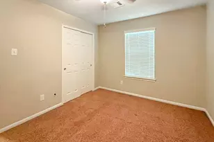 341 Lake Line Dr, Alvin, TX 77511 - Photo 6