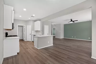 7611 Dragon Pearls Lane, Conroe, TX 77304 - Photo 6