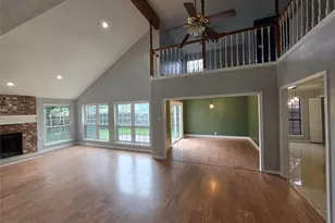 19507 Oak Station Dr, Humble, TX 77346 - Photo 10