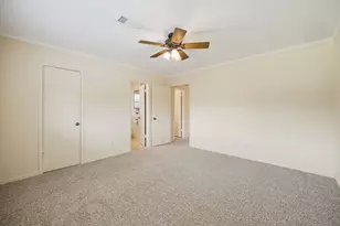 9646 Fairdale Ln, Houston, TX 77063 - Photo 18