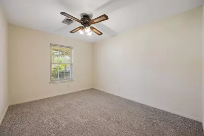 9646 Fairdale Lane, Houston, TX 77063 - Photo 22