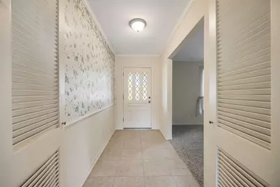 9646 Fairdale Lane, Houston, TX 77063 - Photo 4