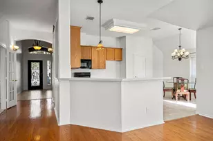 9907 Brandywood Cir, Tomball, TX 77375 - Photo 6