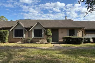 3918 Laura Leigh Dr, Friendswood, TX 77546 - Photo 10