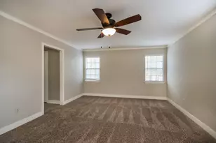 461 Stephen F Austin Dr, Conroe, TX 77302 - Photo 8
