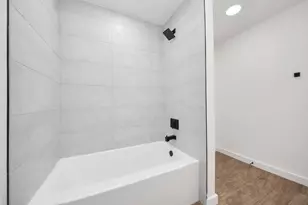 10322 Sagerock Dr, Houston, TX 77089 - Photo 32