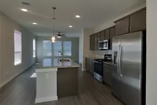 2422 Cohorn Trl, Richmond, TX 77469 - Photo 4