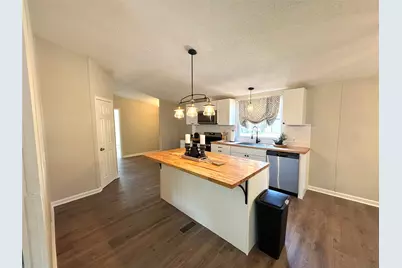 1046 Goodson Loop #1, Pinehurst, TX 77362 - Photo 6