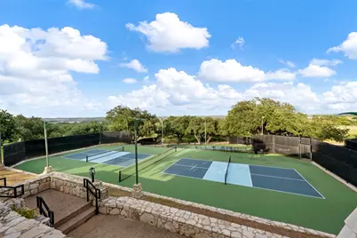 27017 Masters Parkway, Spicewood, TX 78669 - Photo 32