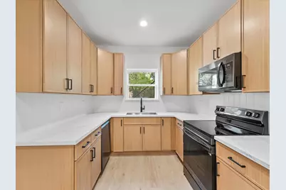 8101 Venus Street, Houston, TX 77088 - Photo 6