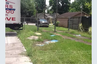 0 N North Loop, Houston, TX 77008 - Photo 10