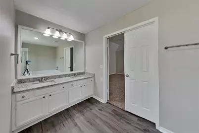 10118 Prospect Hill Drive, Houston, TX 77064 - Photo 8