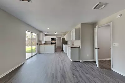 10118 Prospect Hill Drive, Houston, TX 77064 - Photo 2