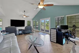 140 Elm Dr, Onalaska, TX 77360 - Photo 10