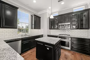 6703 Highclere Manor Ln, Houston, TX 77055 - Photo 18