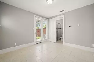 6703 Highclere Manor Ln, Houston, TX 77055 - Photo 6