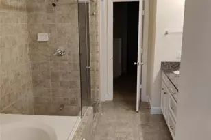 2710 Hullsmith Dr, Houston, TX 77063 - Photo 12