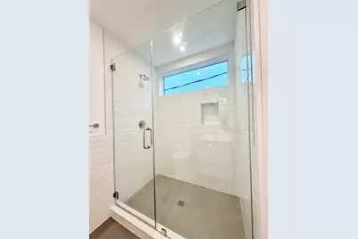 1412 Sul Ross Street #A, Houston, TX 77006 - Photo 12