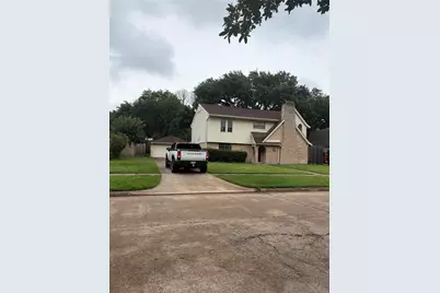 15802 Seattle Street, Jersey Village, TX 77040 - Photo 2