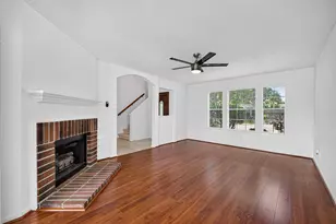 1806 Oak Ridge Dr, Kemah, TX 77565 - Photo 8