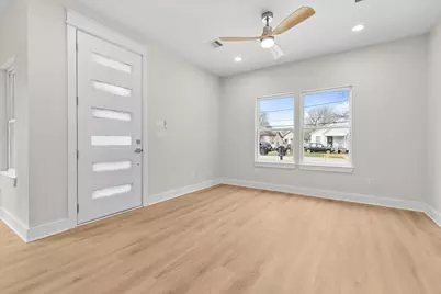 7322 Phillips Street, Houston, TX 77088 - Photo 4