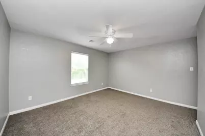 415 Hawks View Drive, La Marque, TX 77568 - Photo 40