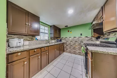 9710 Debbie Lane, Houston, TX 77038 - Photo 10