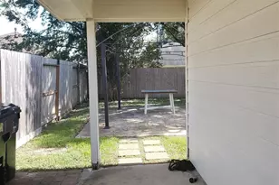 16211 Noblewood Way, Houston, TX 77082 - Photo 12