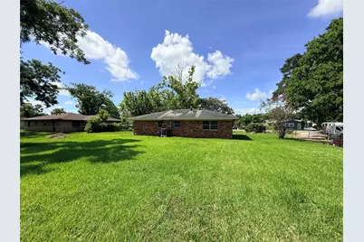 225 Burkett Street, Richwood, TX 77531 - Photo 18