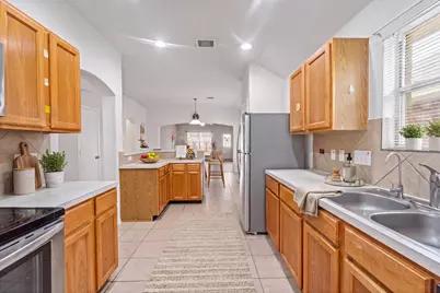 18926 Telford Way, Tomball, TX 77375 - Photo 8