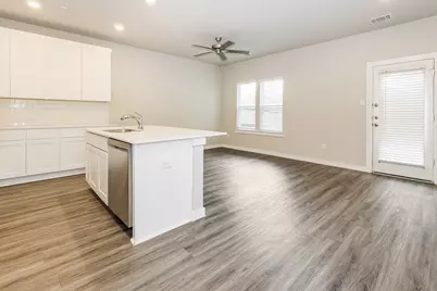 18326 W Centro Circle, Shenandoah, TX 77385 - Photo 8